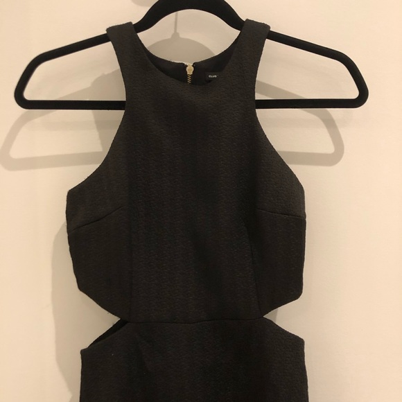 Club Monaco dress with side cut-outs. Black sz 00 - Picture 5 of 7